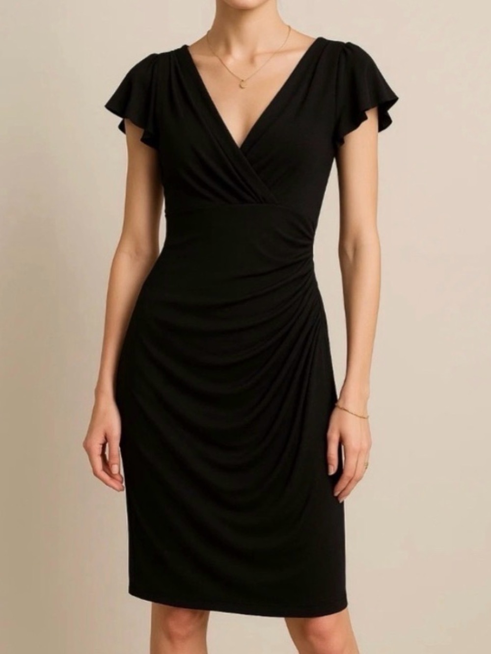 NWT Lauren Ralph Lauren Black V-Neck Ruched Midi Dress in Size 4, Black